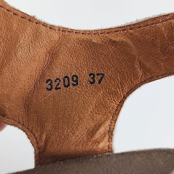 Taos Women's Carousel Beige Grey Leather Snake Print Wedge Sandals Size 37 - Picture 11 of 15